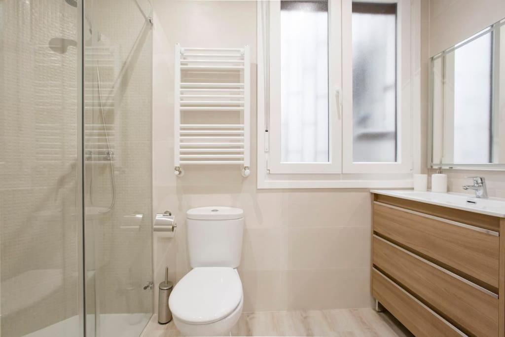 Apartamento Piso En El Centro De Bilbao, Frente A La Alhondiga Exterior foto
